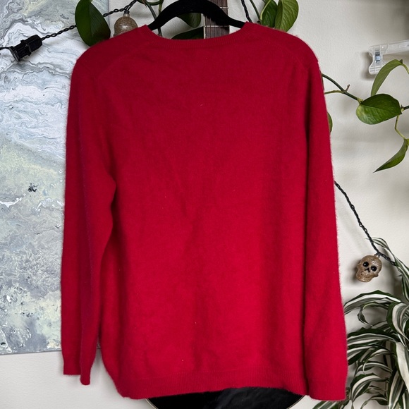 Cashmere Sweater - Picture 4 of 4